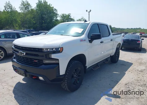 2020 Chevrolet Silverado 1500 4Wd Short Bed Lt Trail Boss z USA, uszkodzony, nr VIN 1GCPYFED0LZ282386